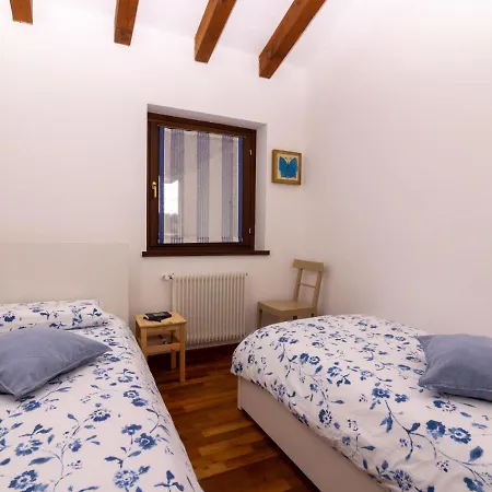 Nero By Interhome Lejlighed Cividale del Friuli